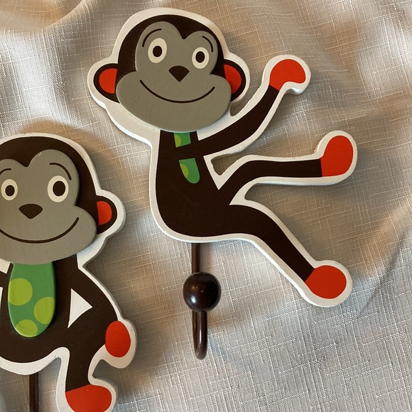 Decorative hooks - Picture 4 of 6